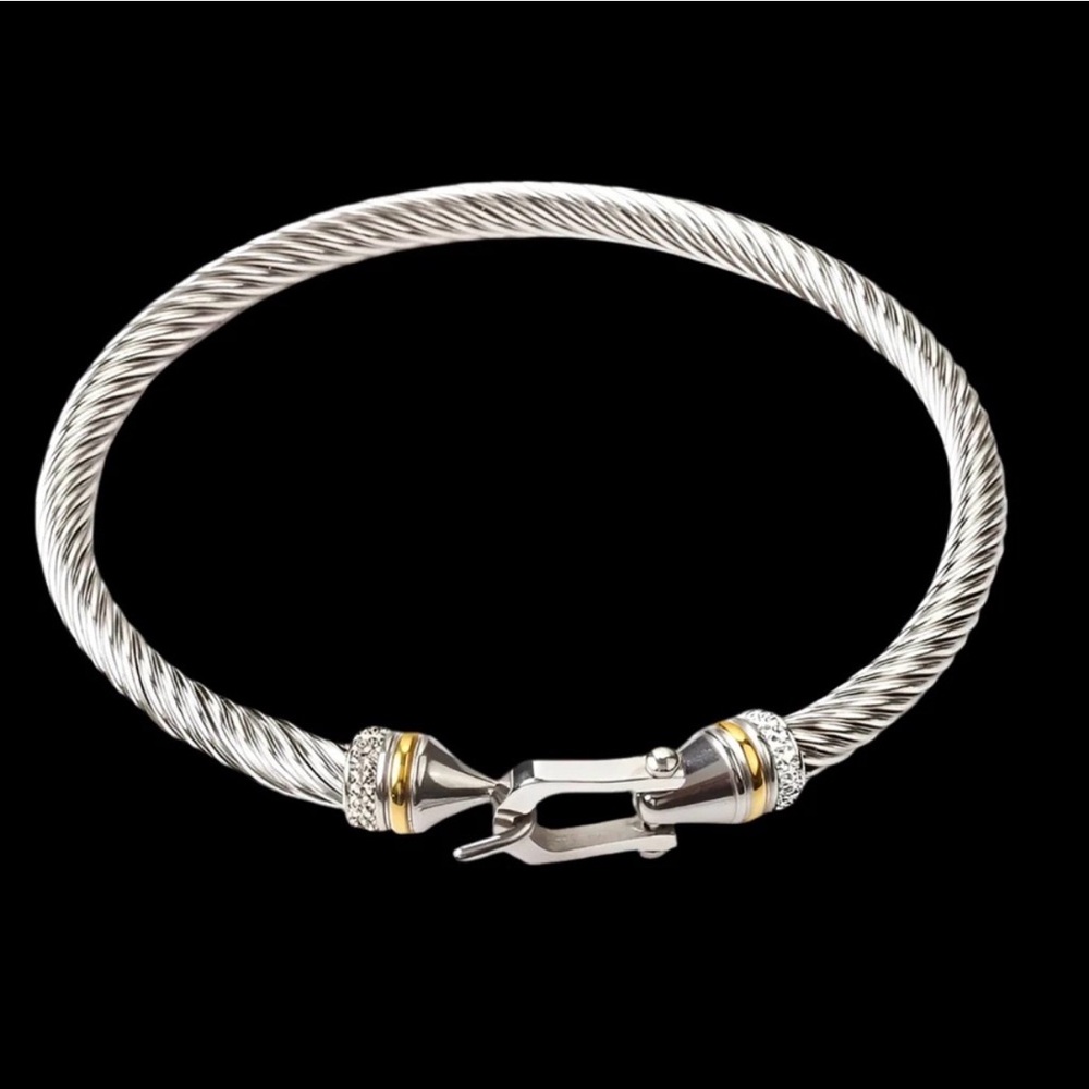 Lucky Horseshoe Cable Bracelet with Crystals